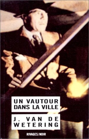 Un vautour dans la ville