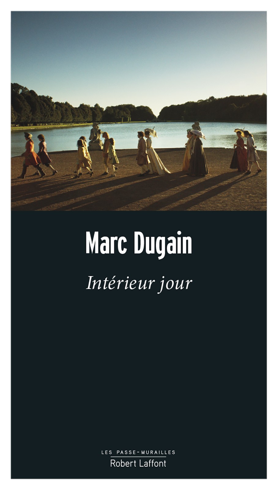 Intérieur jour