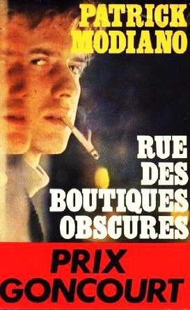 Rue des boutiques obscures